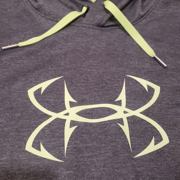 Women's Under Armour Hoodie Size Medium - Picture 2 of 5